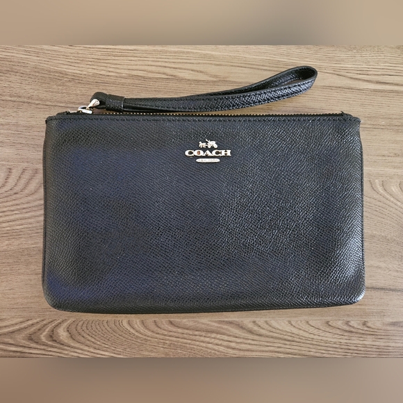Coach Pebbled Leather Wristlet - Picture 1 of 5